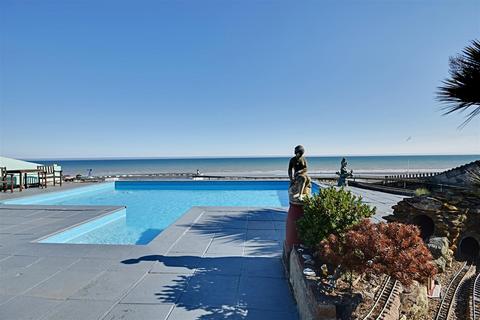 6 bedroom detached house for sale, South Cliff, Bexhill-On-Sea