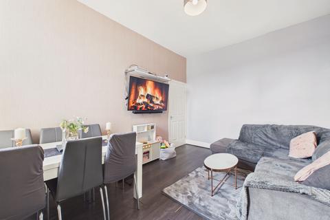 3 bedroom flat for sale, Hartington Street, Newcastle Upon Tyne, NE4
