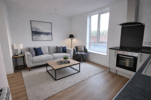undefined, Bootle L20