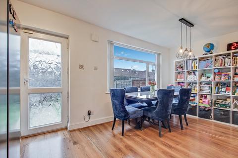 3 bedroom terraced house for sale, Warren Road, London, NW2