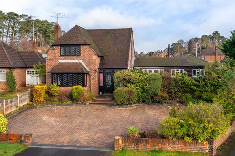 undefined, Orchard Gate, Berkshire GU47