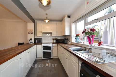 undefined, Amersham Road, Romford RM3