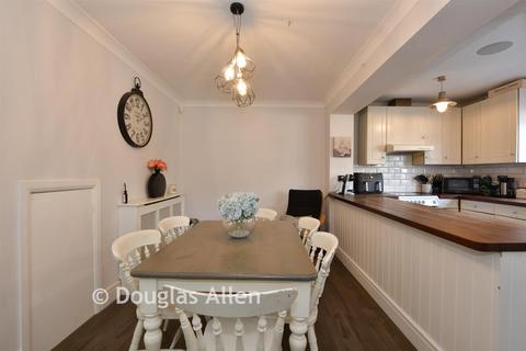 undefined, Amersham Road, Romford RM3