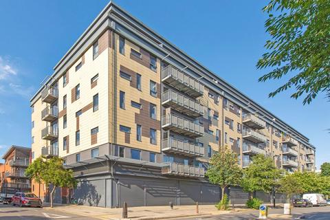 2 bedroom flat for sale, Kings Quarter Apartments, London N1