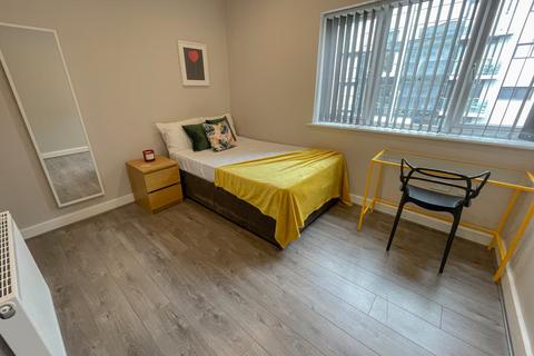 undefined, Pownall Square, L3 6AD,