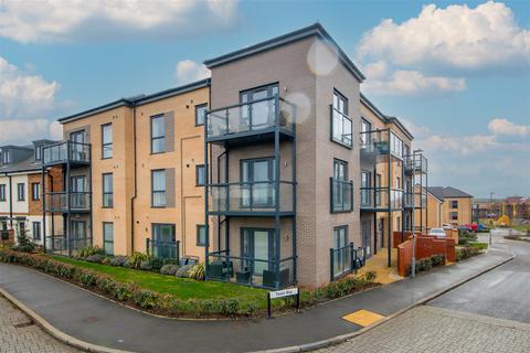 2 bedroom house to rent, Twain Way, Milton Keynes MK4