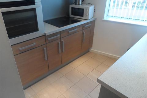 2 bedroom apartment to rent, Trinity One, East Street, Leeds
