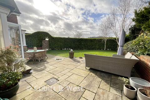 4 bedroom detached house for sale, Elm Rise, Worthing BN14
