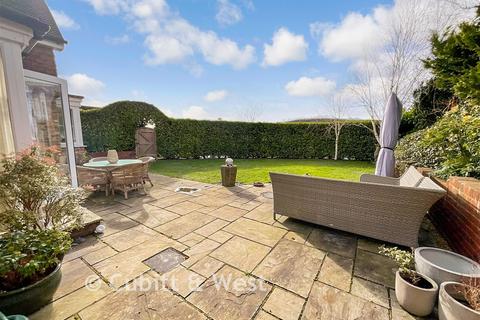 4 bedroom detached house for sale, Elm Rise, Worthing BN14