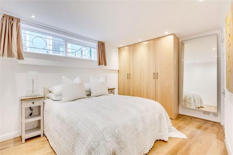 undefined, Romney Mews, London W1U