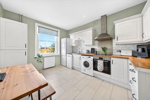 2 bedroom apartment for sale, Loraine Road, London N7