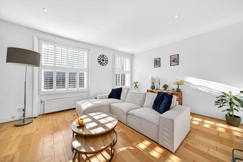 2 bedroom apartment for sale, Loraine Road, London N7