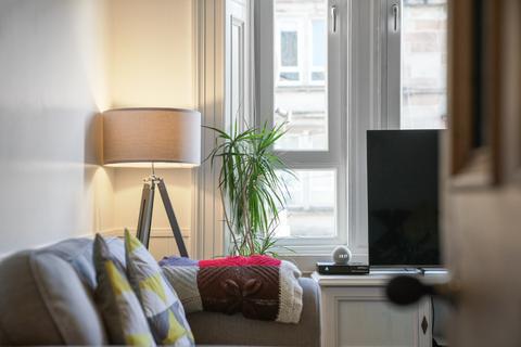 2 bedroom flat for sale, Meadowpark Street, Dennistoun, Glasgow, G31 2RU