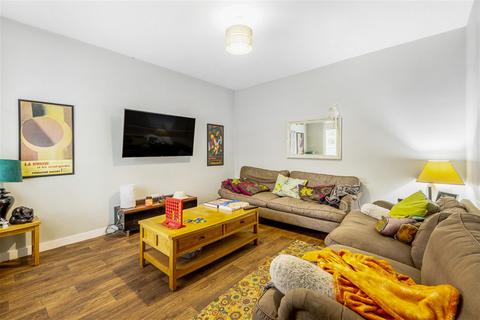 3 bedroom detached house for sale, Garfits Lane, PE21