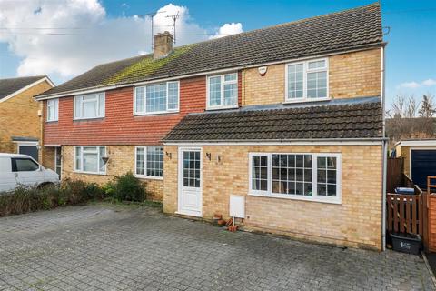 St. Marys Close, Trowbridge BA14