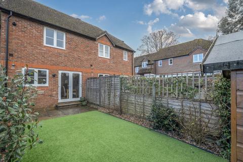 2 bedroom terraced house for sale, Bell Close, Pulborough, RH20