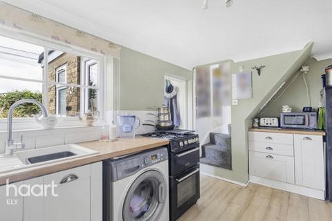 2 bedroom detached house for sale, Station Road, Littleport