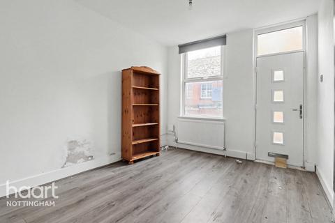 3 bedroom terraced house for sale, Chilwell Street, Nottingham