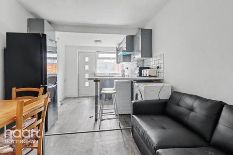 3 bedroom terraced house for sale, Chilwell Street, Nottingham