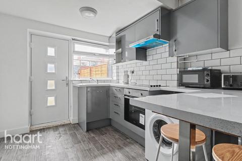 3 bedroom terraced house for sale, Chilwell Street, Nottingham