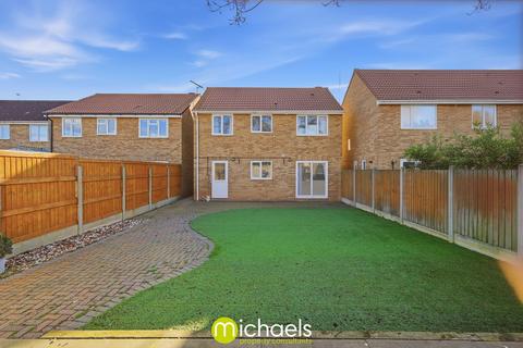 4 bedroom detached house for sale, Scythe Way, Colchester, CO3