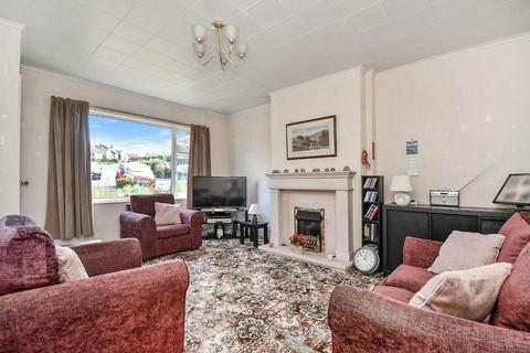3 bedroom end of terrace house for sale, Whitestone Crescent, Yeadon, Leeds