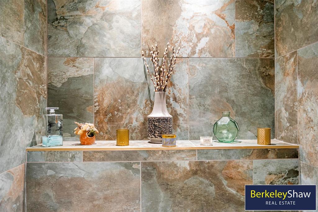 Bathroom (2)