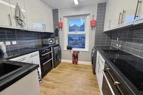 undefined, Sydney Road, London N8