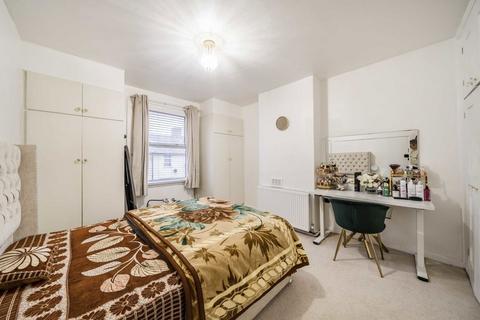2 bedroom terraced house for sale, Darcy Road, London