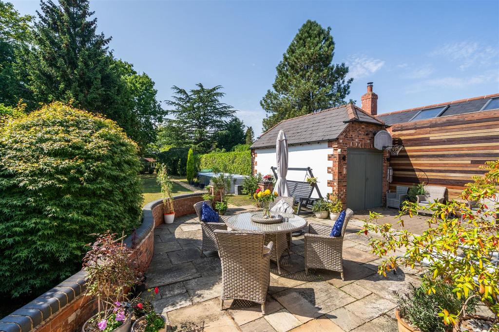 28 Fulford Hall Road 39.jpg