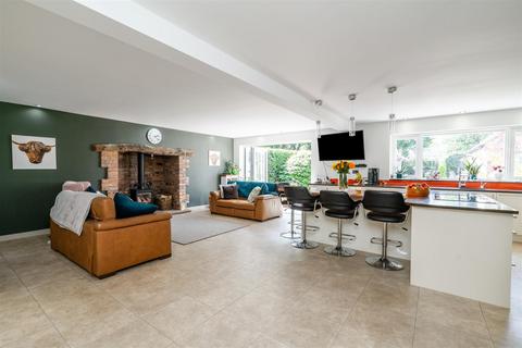 4 bedroom detached house for sale, Fulford Hall Road, Tidbury Green, Solihull