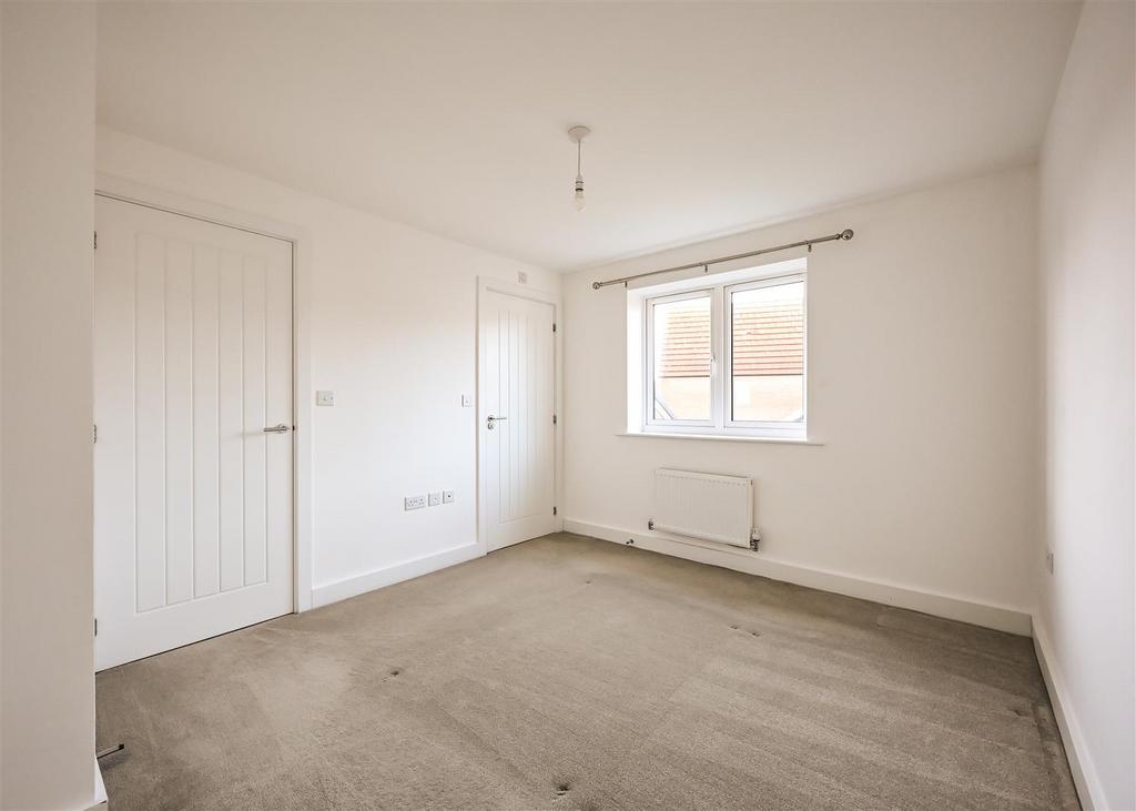 28 Furrow Drive-11.jpg