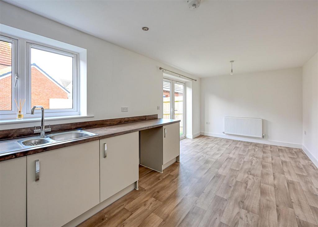 28 Furrow Drive-6.jpg