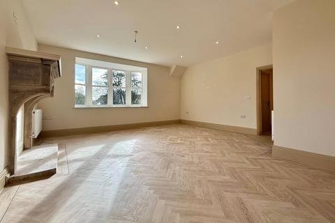 2 bedroom apartment to rent, West Overcliff Drive, Bournemouth, Dorset, BH4