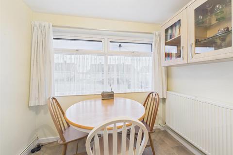 undefined, Thoresby Avenue, Bridlington