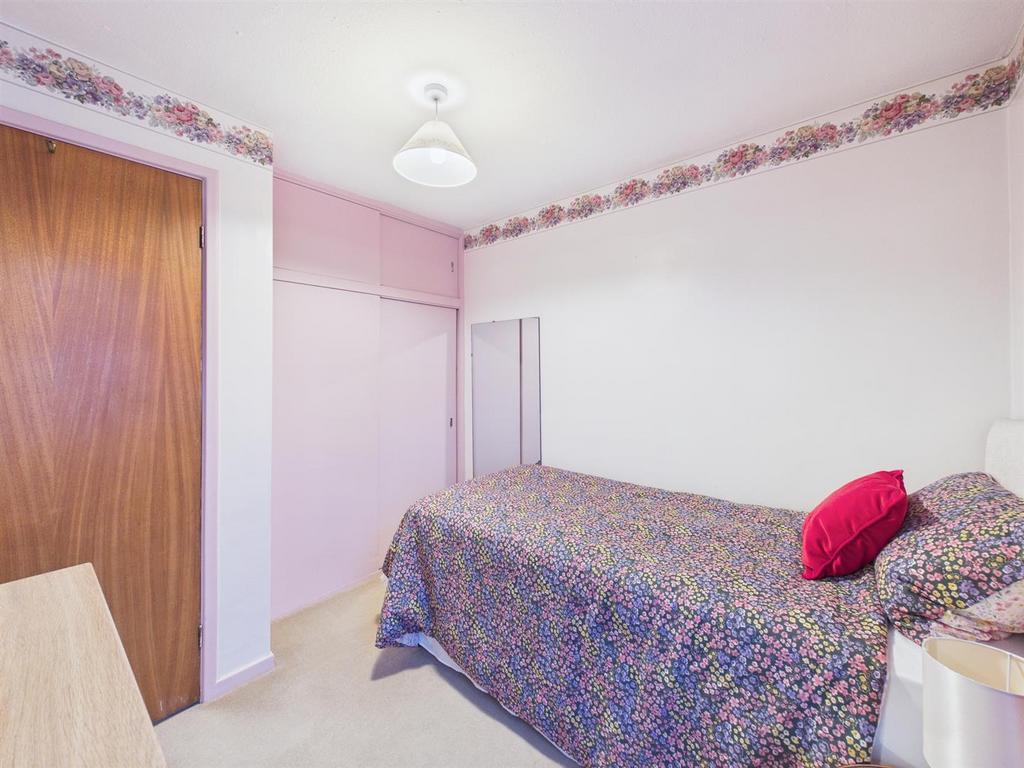 Bedroom: