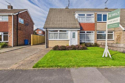 3 bedroom semi-detached house for sale, Thoresby Avenue, Bridlington
