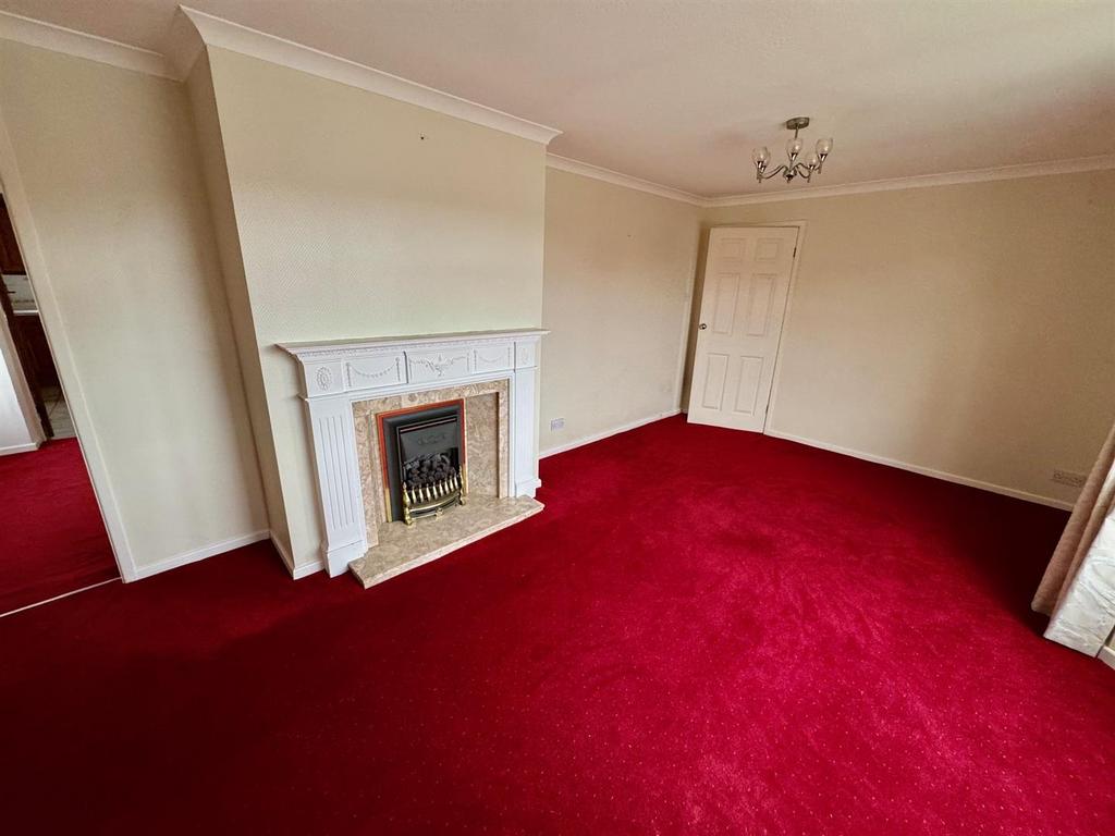 Lounge 4.jpg