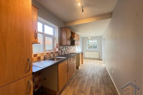 3 bedroom semi-detached house for sale, Merepark Drive Southport PR9 9FB