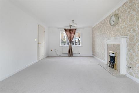 5 bedroom detached house for sale, Henry Close, Haverhill CB9