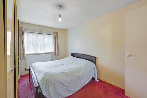 1 bedroom flat for sale, Sycamore Close, London E16