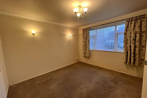 1 bedroom house to rent, Canons Close, Bolton
