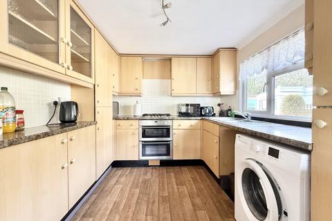 2 bedroom park home for sale, Gladelands Park, Ringwood Road, Ferndown, Dorset