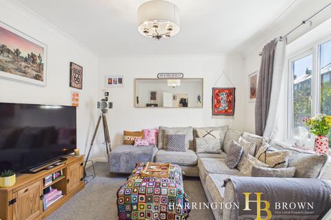 undefined, Warwick Avenue, Moorside