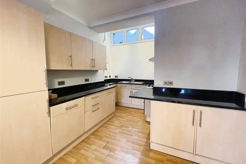 undefined, Queens Terrace, Southampton, Hampshire
