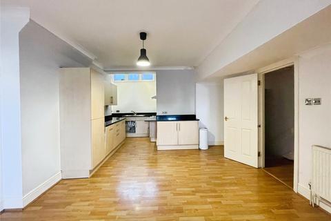 undefined, Queens Terrace, Southampton, Hampshire