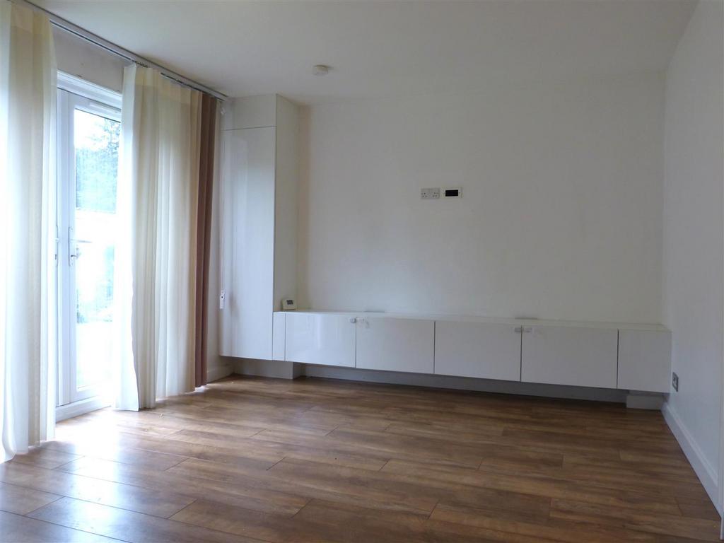 Lounge.JPG