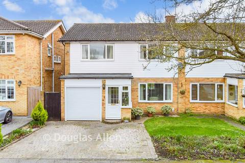 4 bedroom semi-detached house for sale, Plovers Mead, Wyatts Green, Brentwood, Essex