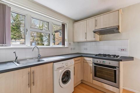 2 bedroom flat for sale, Walnut Way, Ickleford, Hitchin, SG5