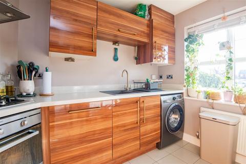 3 bedroom semi-detached house for sale, Quarry Road, Chorley
